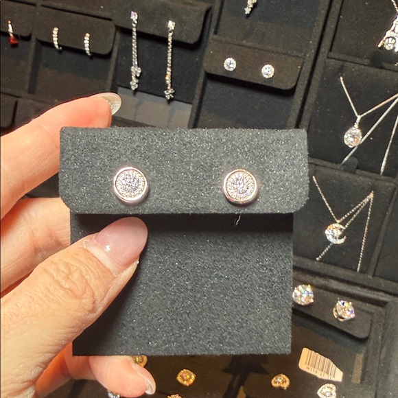 Jewelry - Classic Round Pave Stud Earrings - Sparkling Silver Tone